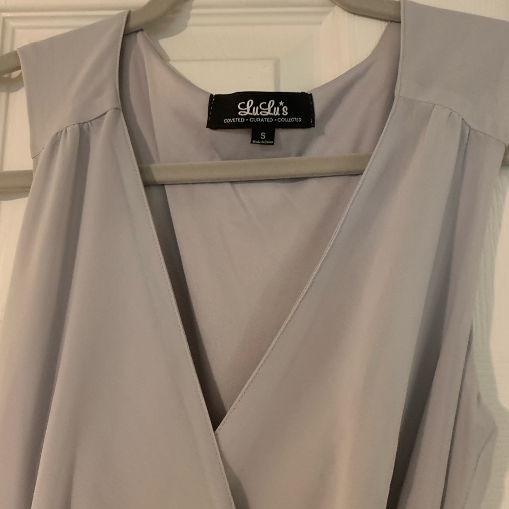Grey ruffled lulus maxi - Picture 6 of 8